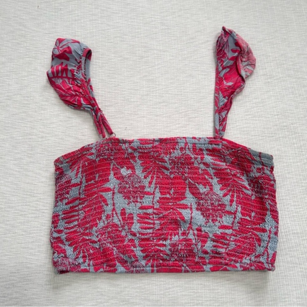 Kendall & Kylie Flowery Crop‎ Top Smocked Adjustable Straps Blue Pink M Medium